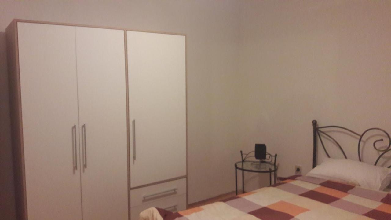 Apartment Piranhe Esterno foto